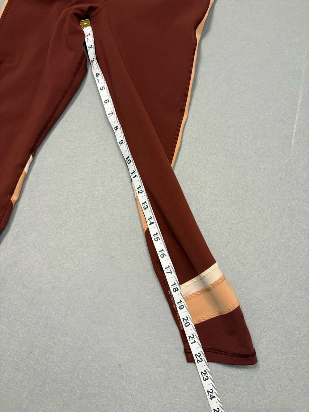 Spiritual Gangster 7/8 Velo Dream Tech Leggings in Washed Burgundy sz M - Picture 4 of 9